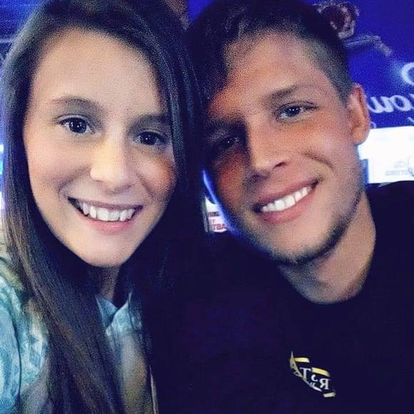 Meet your Posher, Shelby - Picture 1 of 1